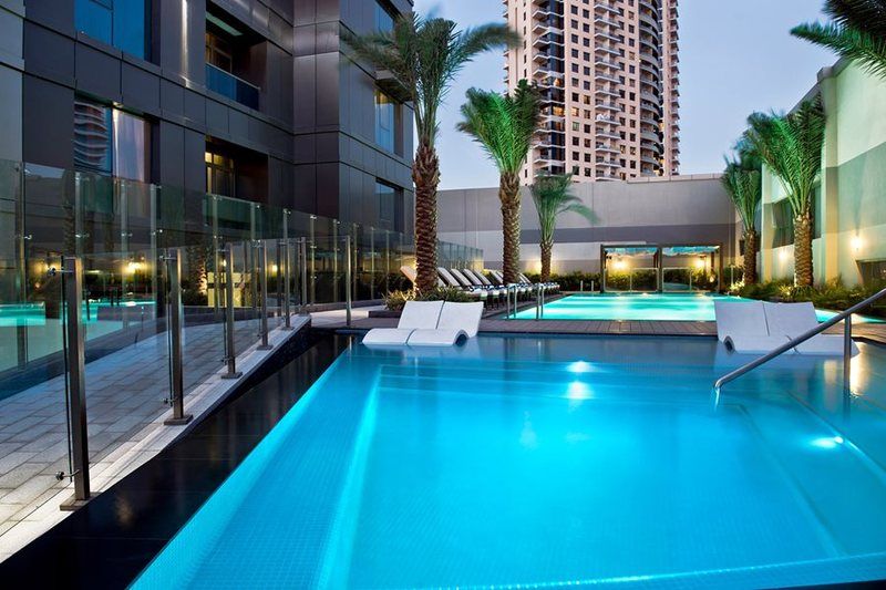 Damac Maison The Vogue Dubai Ngoại thất bức ảnh The swimming pool at the Address Downtown