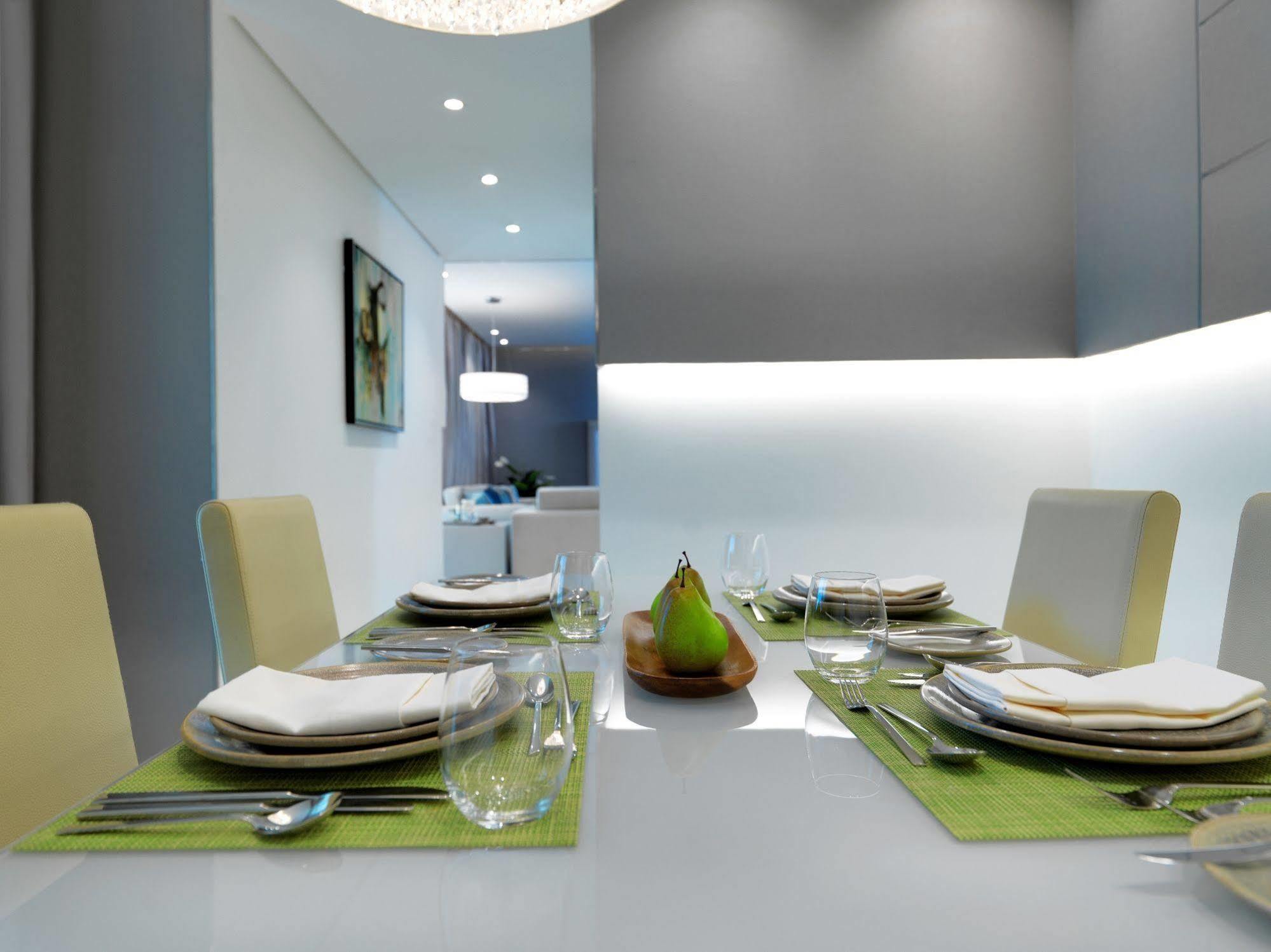 Damac Maison The Vogue Dubai Ngoại thất bức ảnh A dining room