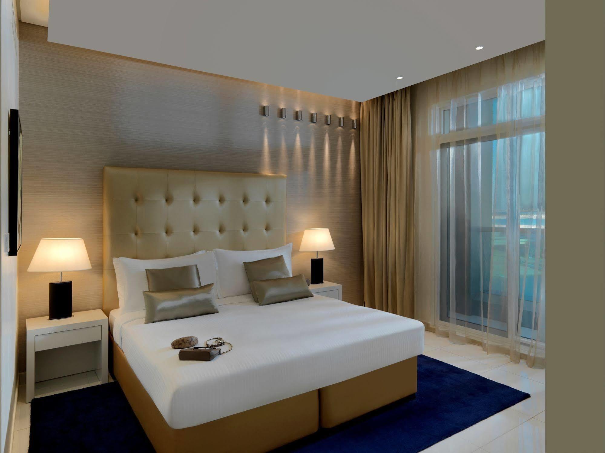 Damac Maison The Vogue Dubai Ngoại thất bức ảnh A bedroom at the hotel