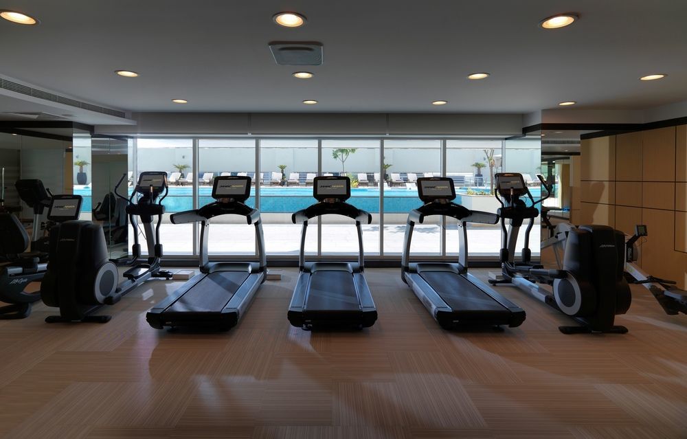 Damac Maison The Vogue Dubai Ngoại thất bức ảnh The gym at the hotel